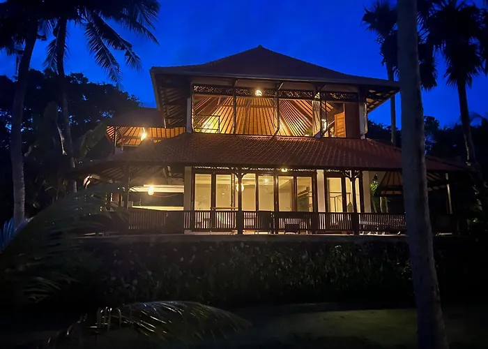 ホリデーパーク The Palms - Shores Retreat Bali 4*